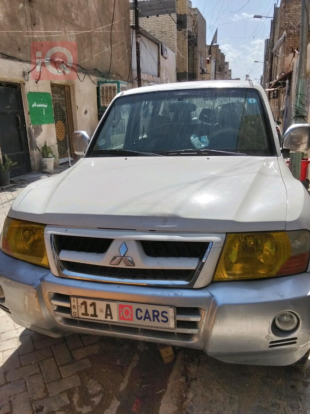 ميتسوبيشي باجيرو